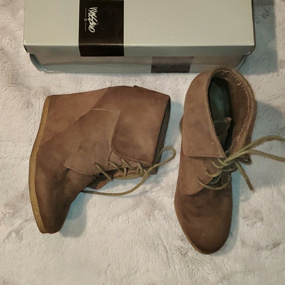 Mossimo Supply - Brown Wedges